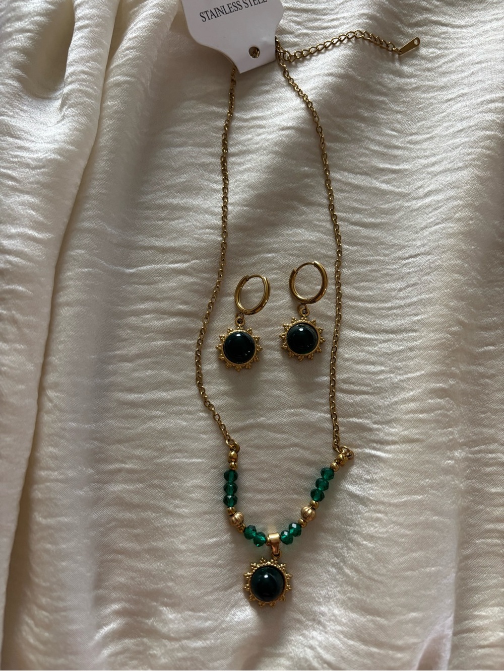 Stainless steel Green Stone Necklace & Earring Set